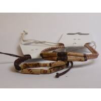 LA mit Holzelementen, div. Farben