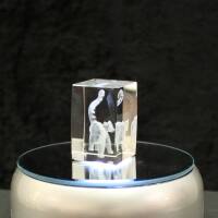 Crystal cuboid block, motif Lemur