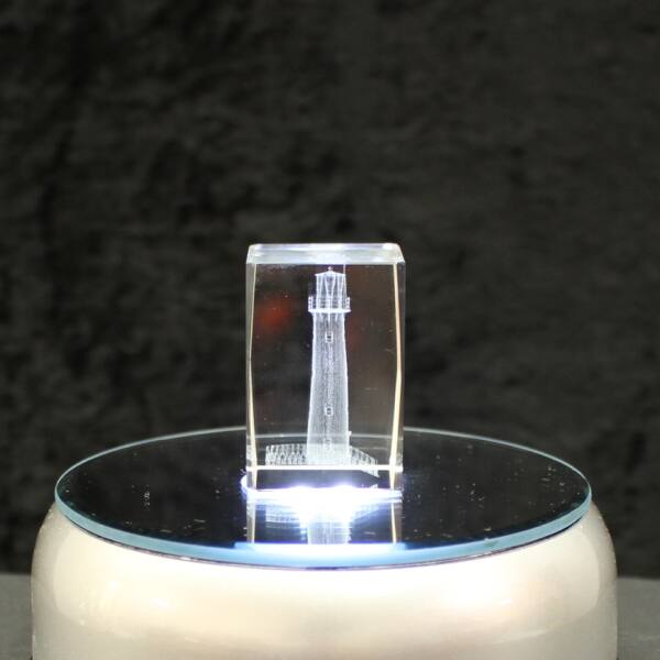 Crystal cuboid block, motif Lighthouse