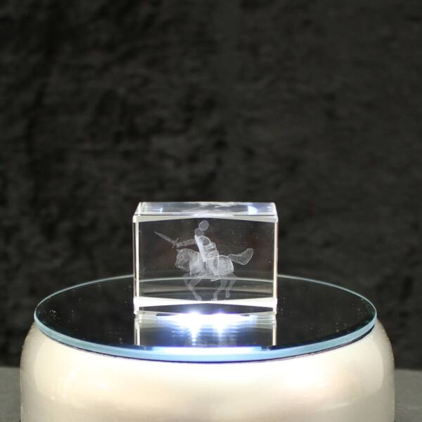 Crystal cuboid block, motif Knight On Horse