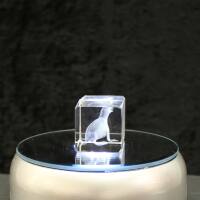 Crystal cuboid block, motif Seal